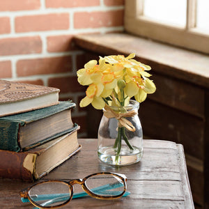 Yellow Narcissus Vase