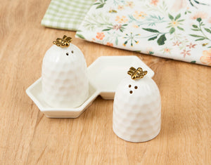 Bee Hive Salt and Pepper set