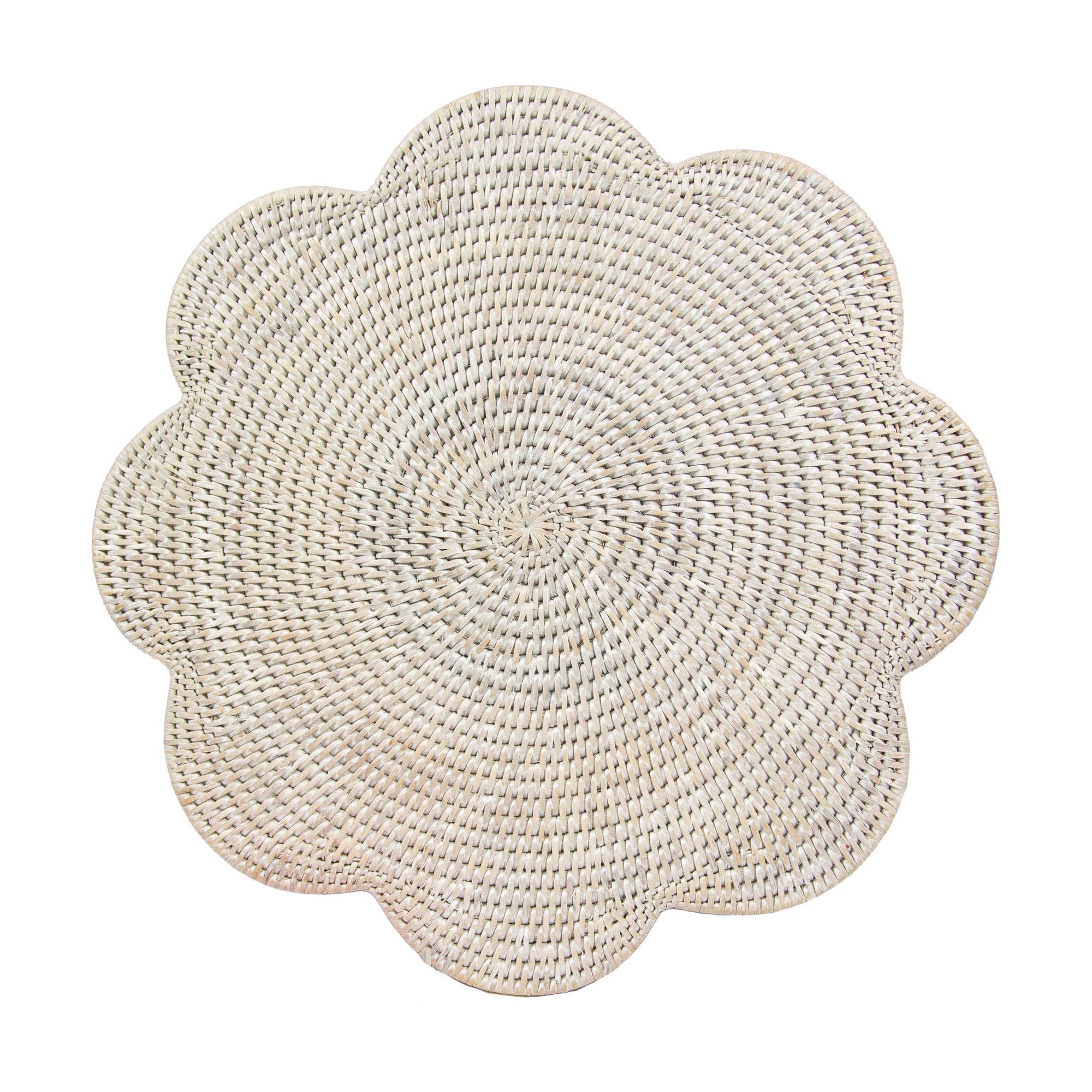 Rattan Scallop Round Cream Placemat